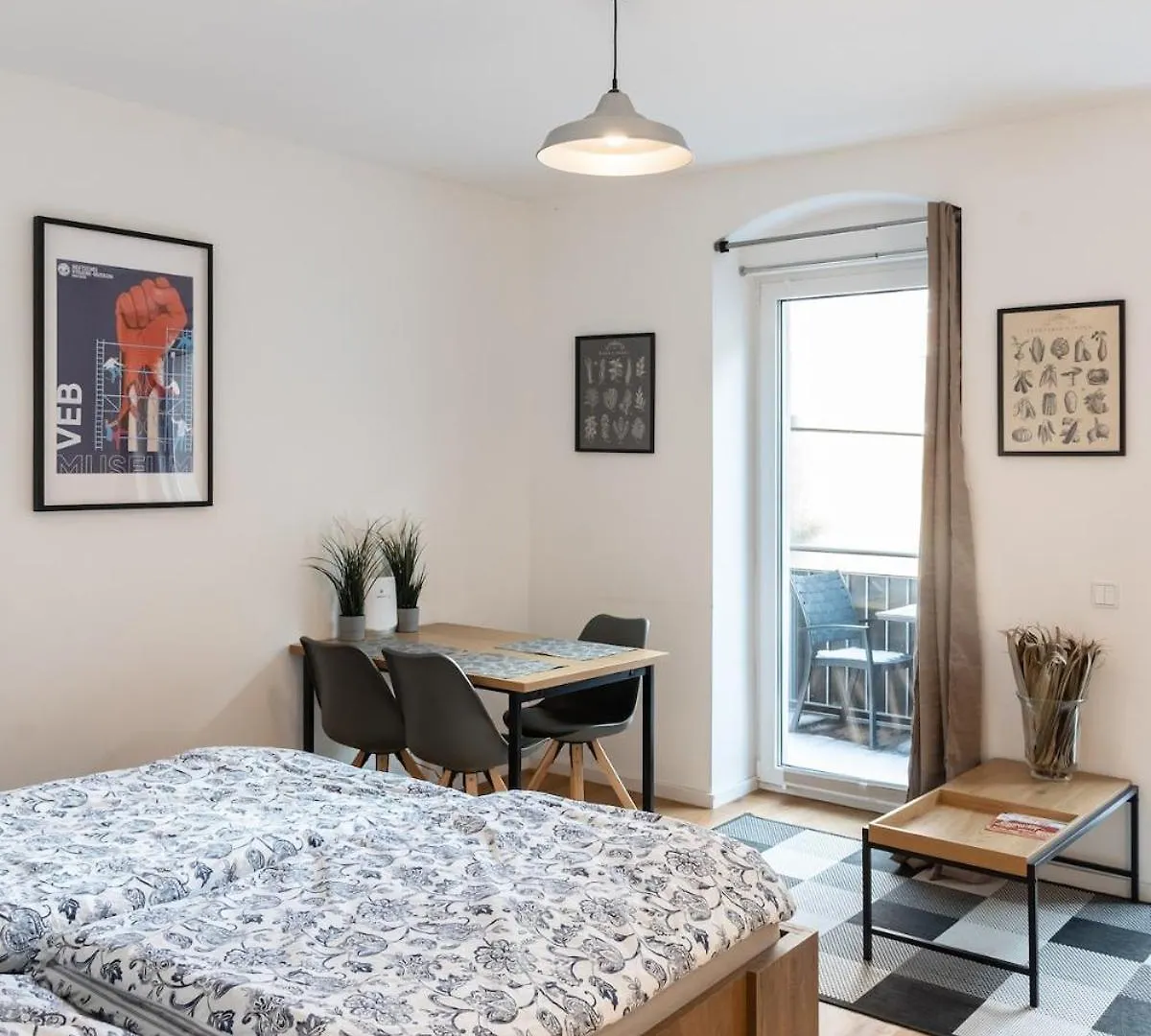 Kleines Apartment Fuer 3 Drezda